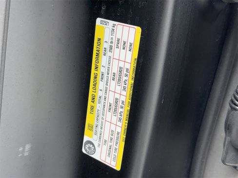 Used 2024 Tesla Cybertruck AWD Crew Cab image 53