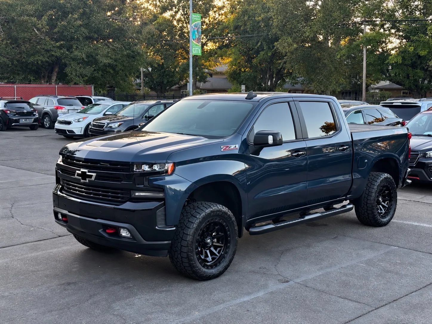 Used 2020 Chevrolet Silverado 1500 LT Trail Boss AWD/4WD image 2