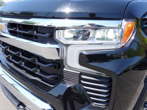 Used 2024 Chevrolet Silverado 1500 LT AWD/4WD image 57