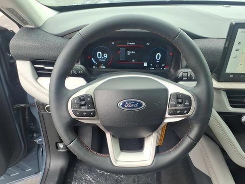 Used 2026 Ford Explorer Active w/ Active Comfort Package AWD/4WD image 13