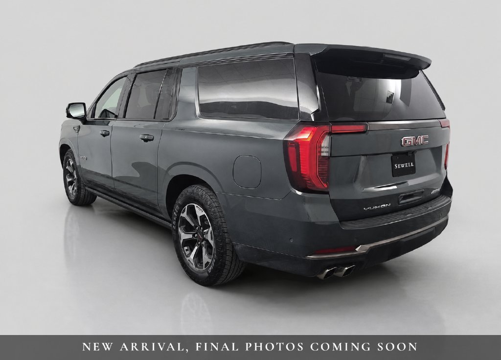 Used 2025 GMC Yukon XL AT4 Ultimate AWD/4WD image 9