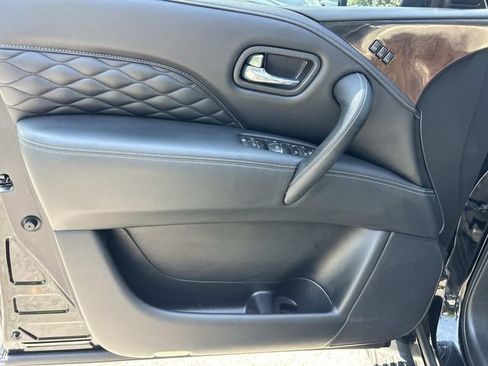 Used 2019 INFINITI QX80 Luxe w/ 22" Wheel Package RWD image 15
