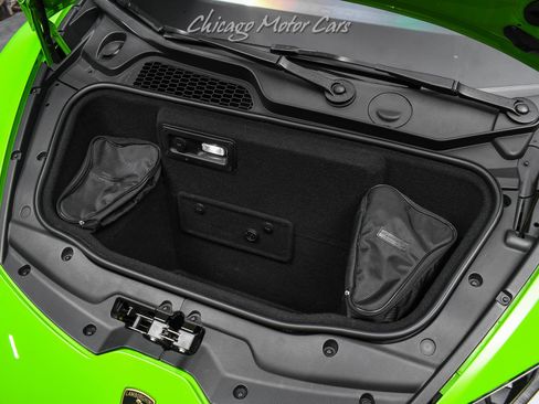 Used 2018 Lamborghini Huracan Performante AWD/4WD image 50