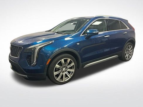 Used 2019 Cadillac XT4 Premium Luxury FWD image 1