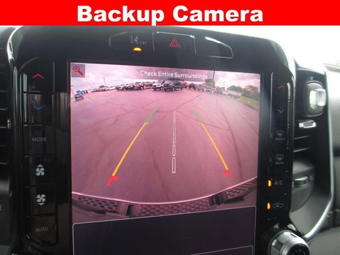 Used 2025 RAM 1500 Big Horn AWD/4WD image 19