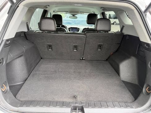 Used 2021 GMC Terrain SLT FWD image 14