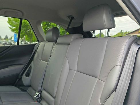 Used 2020 Subaru Outback Limited AWD/4WD image 17