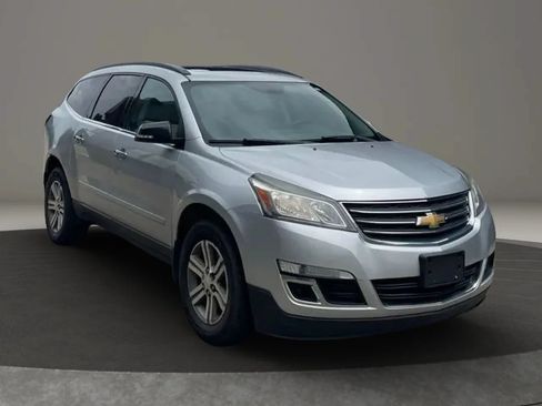 Used 2015 Chevrolet Traverse LT AWD/4WD image 2