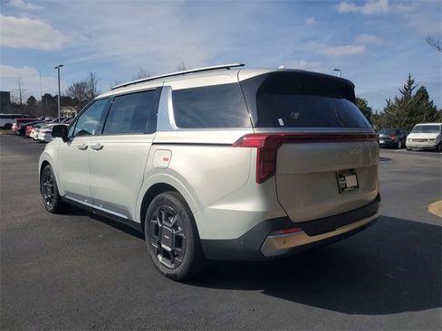 New 2026 Kia Carnival SX image 6