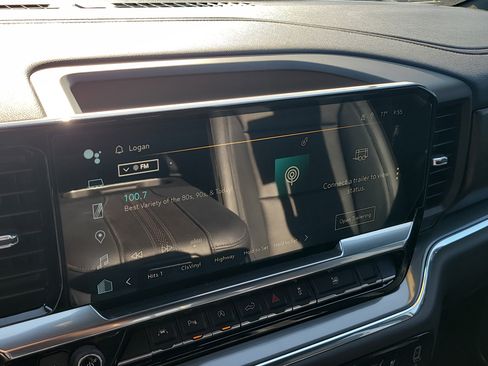 Used 2023 Chevrolet Silverado 1500 High Country w/ Technology Package image 20