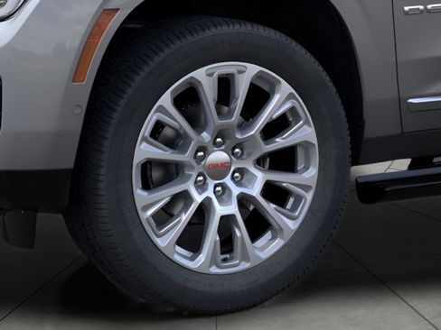 New 2026 GMC Yukon XL Denali w/ Denali Reserve Package image 9