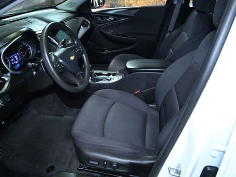 Used 2024 Chevrolet Malibu LT image 20