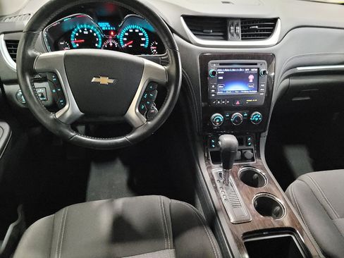 Used 2017 Chevrolet Traverse LT w/ Style and Technology Package AWD/4WD image 22