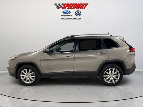 Used 2016 Jeep Cherokee Limited image 4