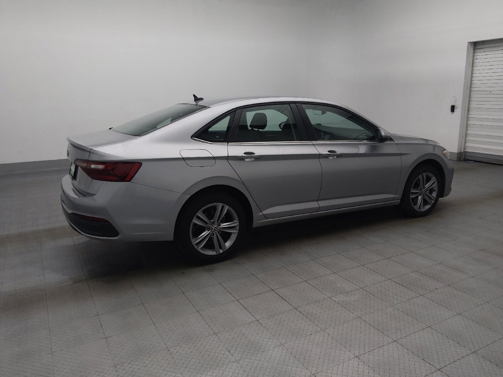 Used 2024 Volkswagen Jetta SE FWD image 10