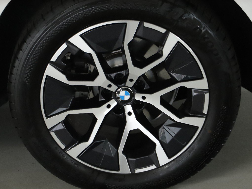 Used 2026 BMW X3 xDrive30i w/ Convenience Package AWD/4WD image 41