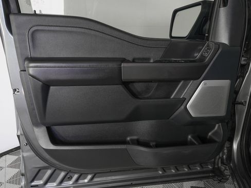 Used 2025 Ford F150 Lariat w/ Equipment Group 502A High image 16