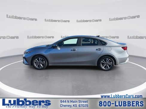 Used 2024 Kia Forte LXS image 5