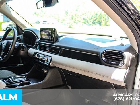 Used 2024 Honda Pilot LX image 22