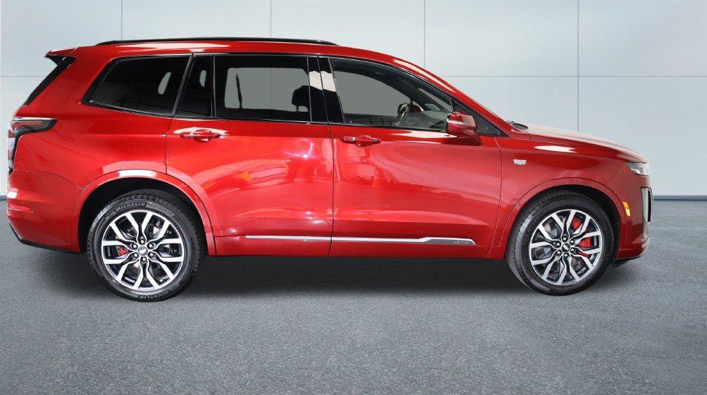 Certified 2025 Cadillac XT6 Sport AWD/4WD image 8