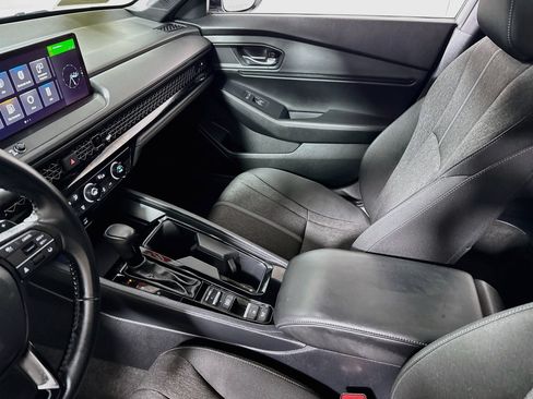 Used 2024 Honda Accord Sport image 22