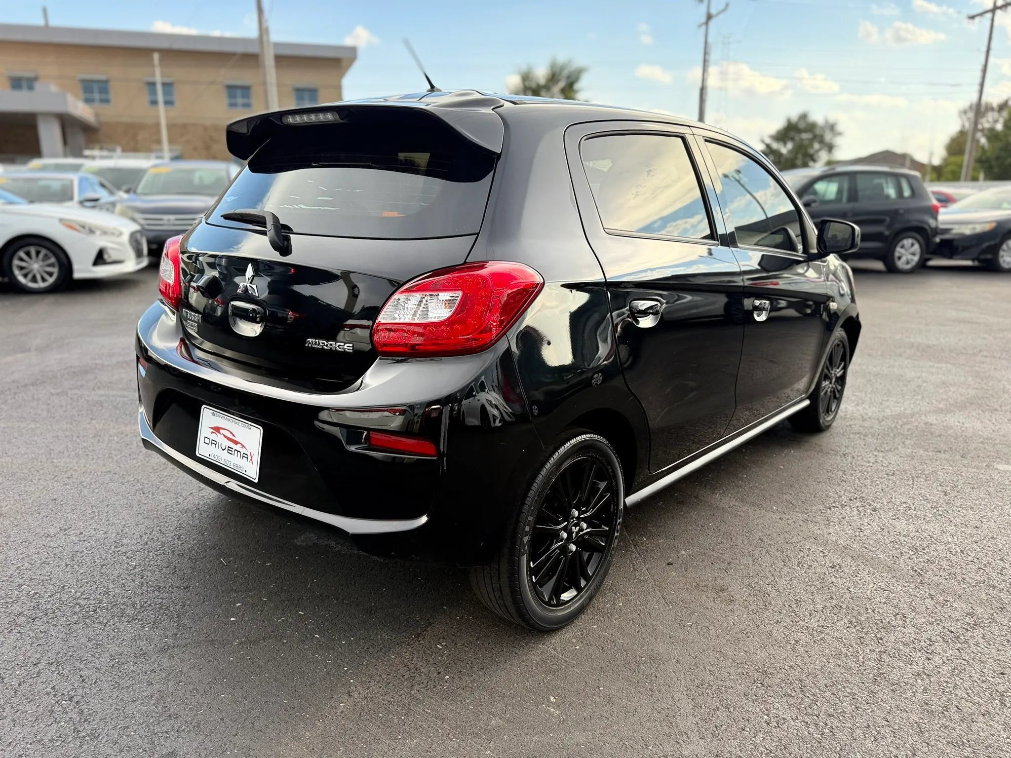 Used 2019 Mitsubishi Mirage LE FWD image 3