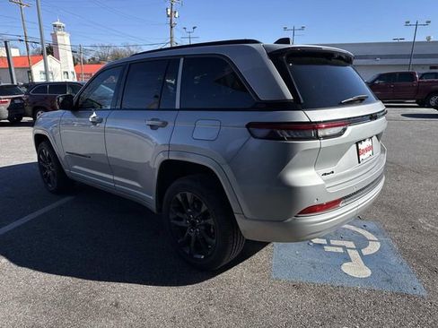 New 2026 Jeep Grand Cherokee Limited AWD/4WD image 14