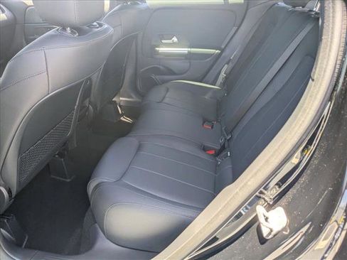 Used 2026 Mercedes-Benz GLA 250 image 15