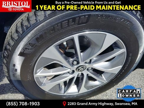 Used 2017 Toyota RAV4 XLE w/ All Weather Liner Package AWD/4WD image 13