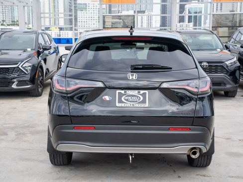 Certified 2024 Honda HR-V Sport image 7