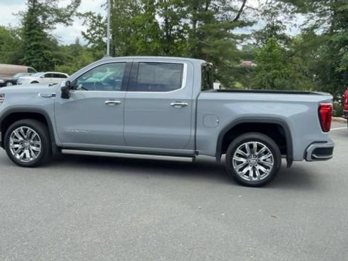 Used 2025 GMC Sierra 1500 Denali w/ Denali Reserve Package AWD/4WD image 5