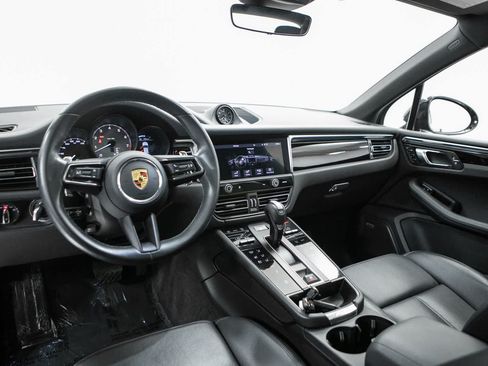 Used 2024 Porsche Macan S AWD/4WD image 13