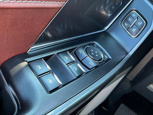 Used 2022 Ford F150 Lariat w/ Equipment Group 502A High image 34