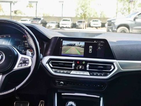 Used 2021 BMW 330i w/ M Sport Package image 15