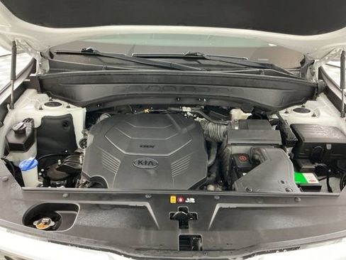 Used 2020 Kia Telluride LX FWD image 32