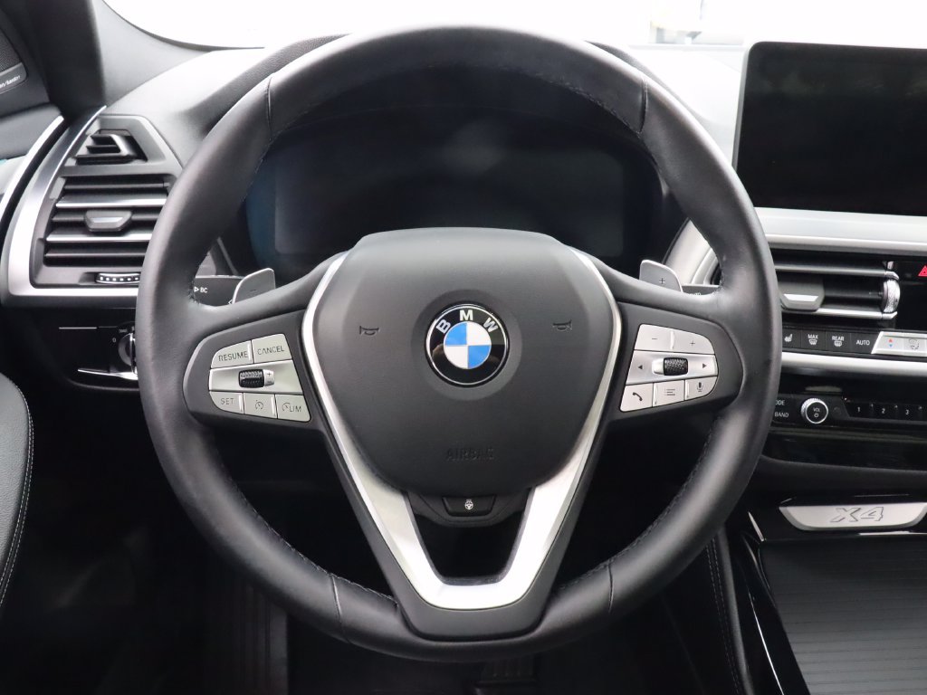 Used 2023 BMW X4 xDrive30i w/ Premium Package AWD/4WD image 16