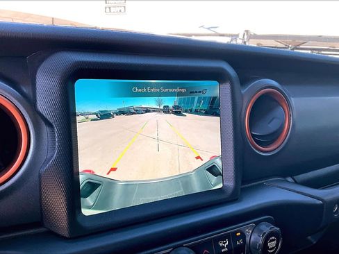 Certified 2022 Jeep Gladiator Mojave w/ LED Lighting Group image 26