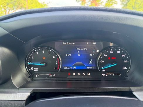 Used 2020 Ford Explorer XLT RWD image 19