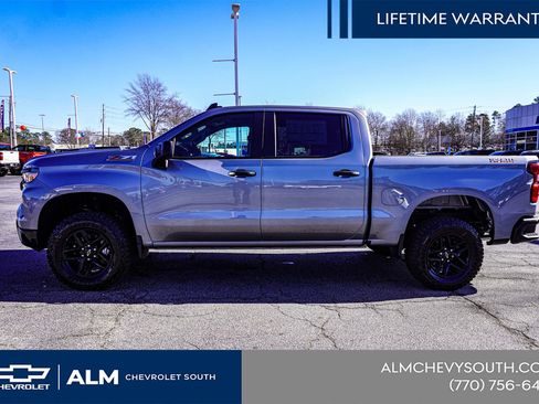 New 2026 Chevrolet Silverado 1500 Custom Trail Boss w/ LPO, Dark Essentials Package AWD/4WD image 8