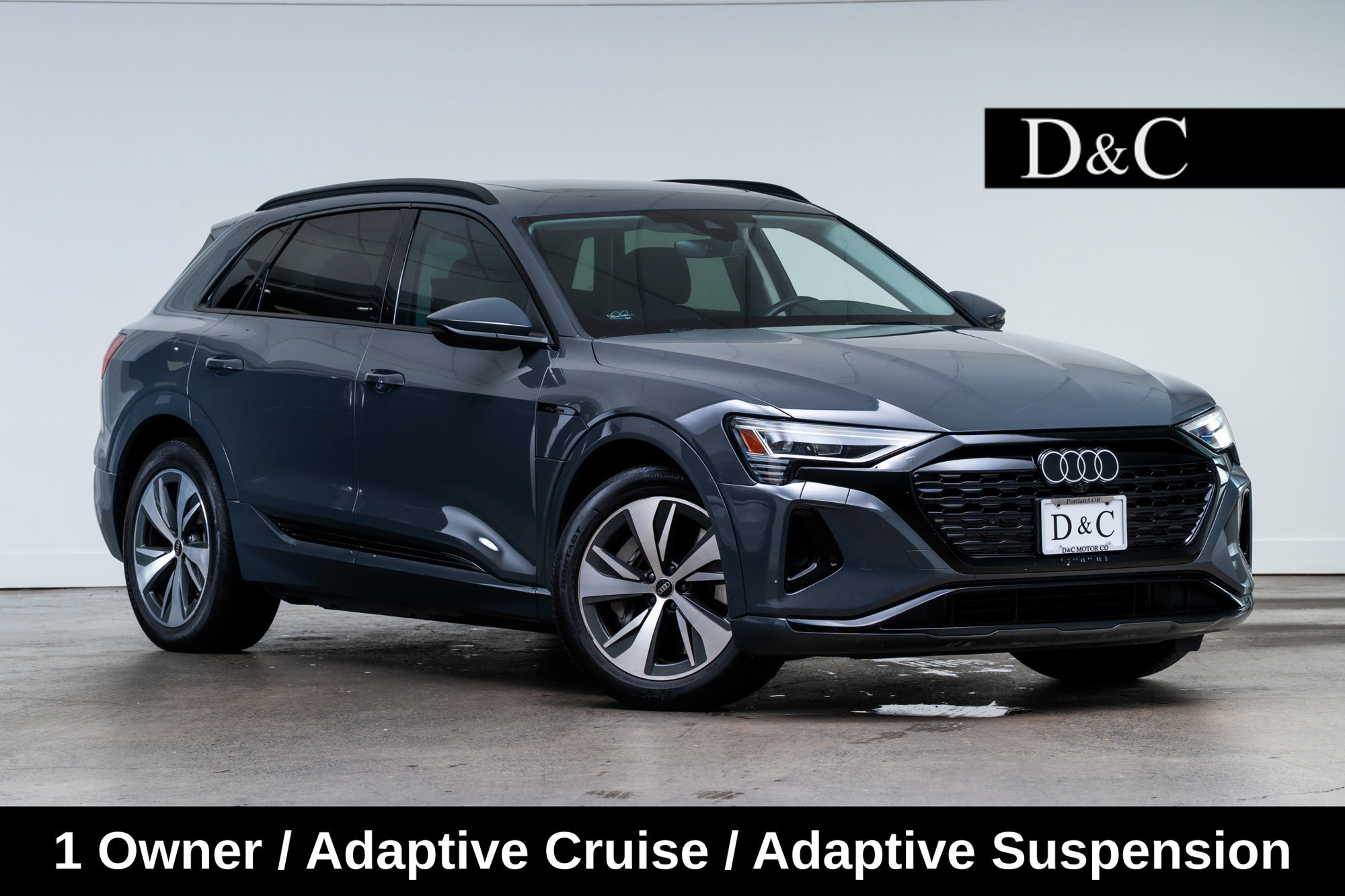 Used 2024 Audi Q8 e-tron Premium Plus AWD/4WD image 1