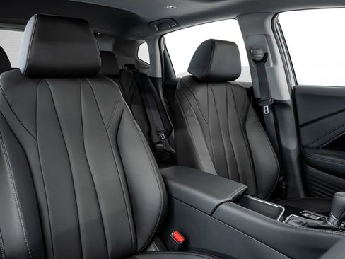 Certified 2025 Acura ADX FWD image 33