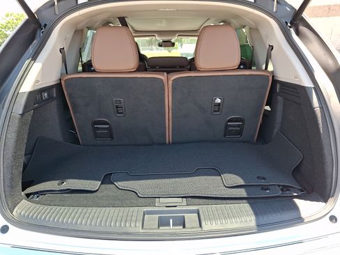 Certified 2024 Acura MDX SH-AWD w/ Technology Package image 33