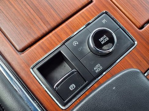 Certified 2024 Lincoln Navigator Reserve AWD/4WD image 14