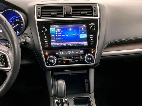 Used 2019 Subaru Outback 3.6R Limited w/ Popular Package #2 image 9