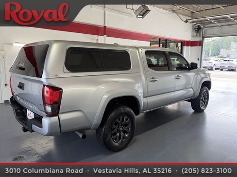 Used 2023 Toyota Tacoma SR5 w/ Technology Package AWD/4WD image 5