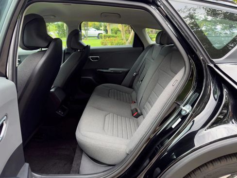 Used 2025 Kia K4 EX FWD image 26