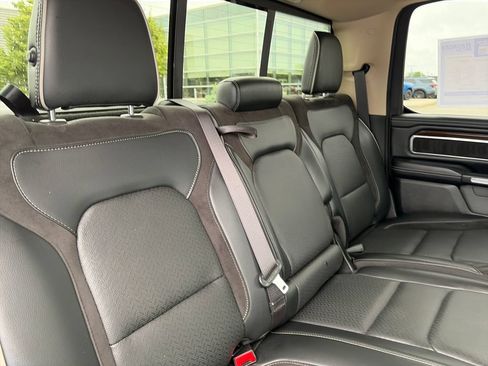 Used 2021 RAM 1500 Laramie AWD/4WD image 40