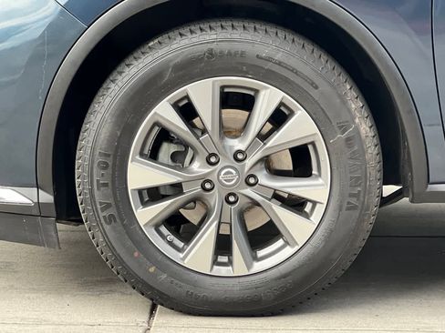 Used 2018 Nissan Murano SV AWD/4WD image 37