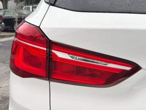 Used 2017 BMW X1 xDrive28i AWD/4WD image 10
