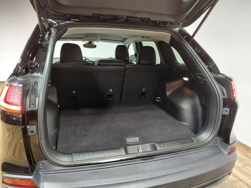 Used 2021 Jeep Cherokee Trailhawk image 46